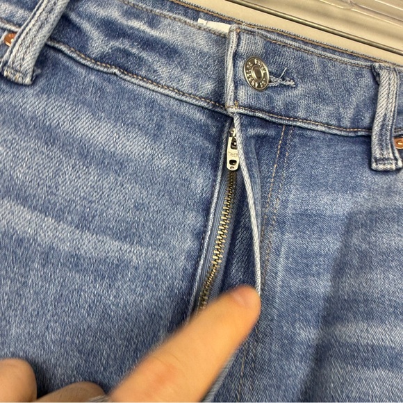 Paige Anessa 31” Wide Leg Raw Hem Jeans - Picture 6 of 9